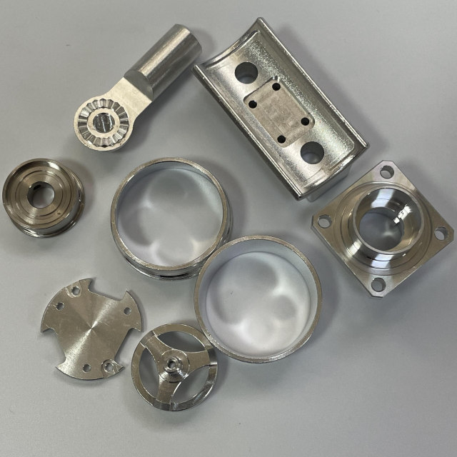 Low Volume CNC Aluminum Machining Custom Aluminum Parts Prototype CNC Machining 